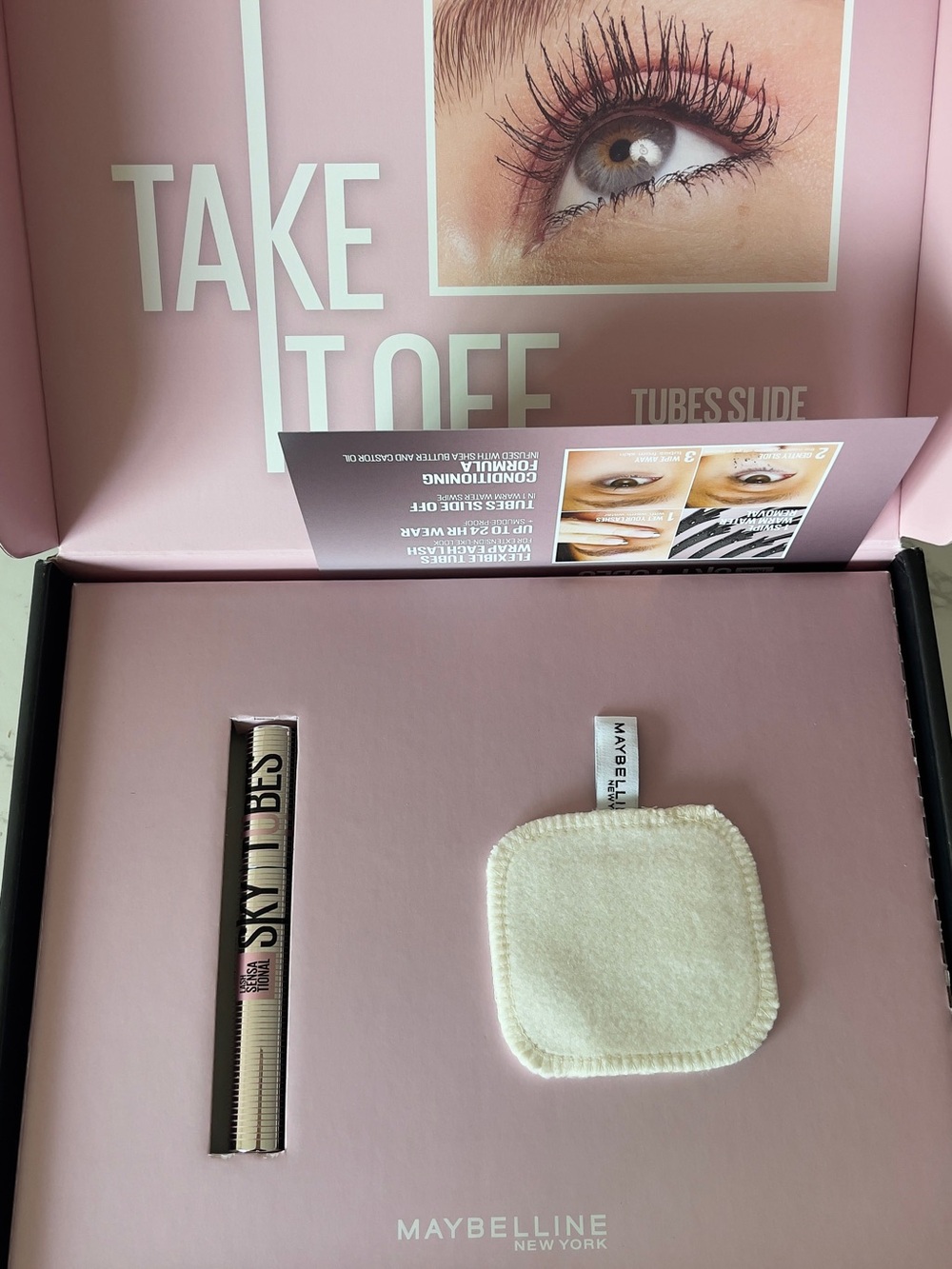 Maybelline Take It Off Lash Remover Pad - Cream